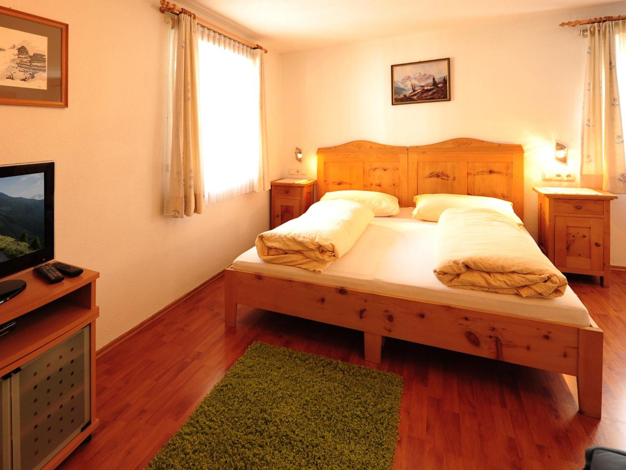 Apart Am Brunnen Ried im Oberinntal Habitación foto